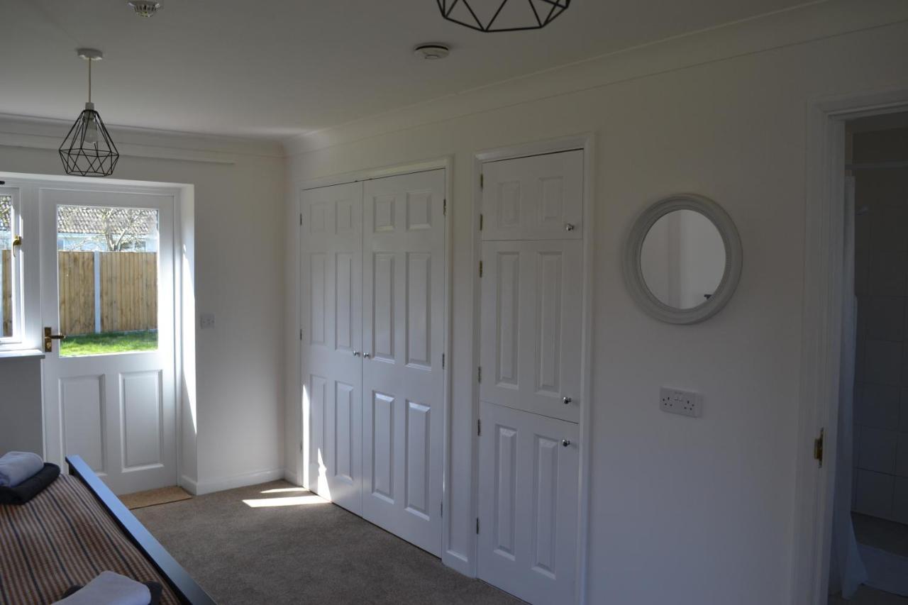 Number 6 - Lytton Tree Lodge, Reydon, Southwold *
