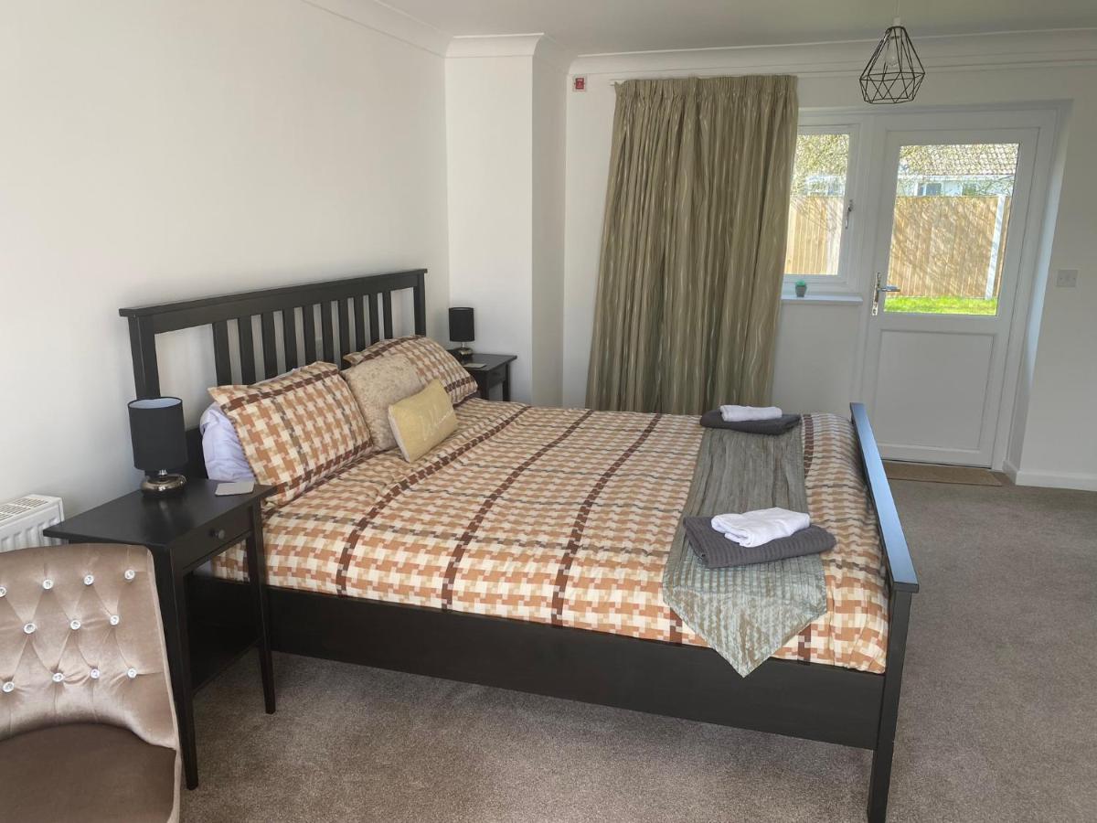 Apartment Number 6 - Lytton Tree Lodge, Reydon, Southwold *