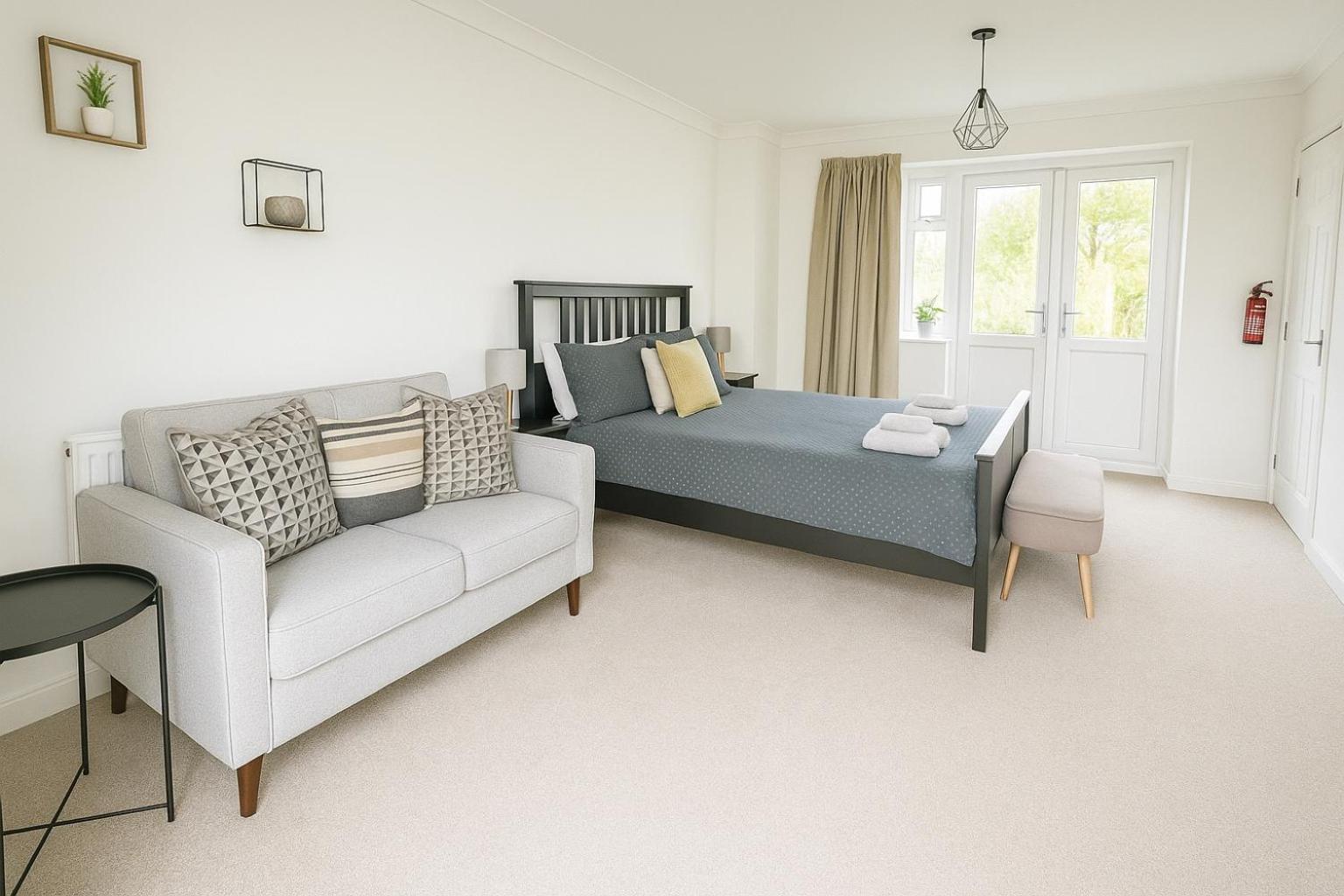Apartment Number 6 - Lytton Tree Lodge, Reydon, Southwold *